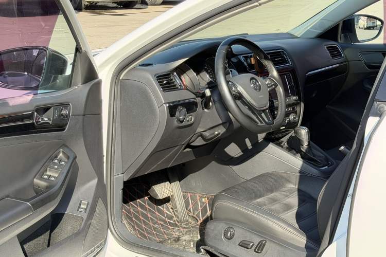 Used Volkswagen Sagitar 2018 280TSI DSG Luxury Model