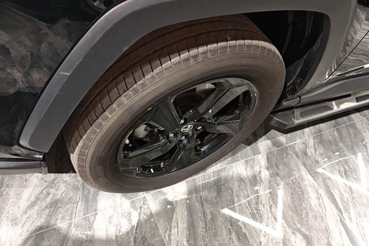 Used Toyota RAV4 2022 Dual-Engine 2.5L E-CVT Four-Wheel Drive Elite Plus Edition
