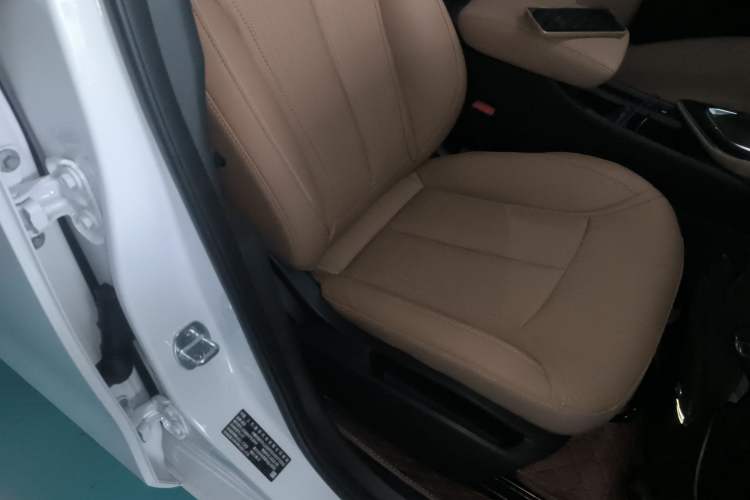 Used Buick GL6 2021 323T Mild Hybrid Connect Luxury Model
