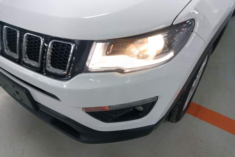 Used  Compass 2017 200T Automatic Family Edition
