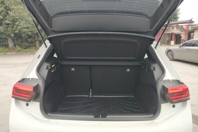 Used Volkswagen ID.3 2025 Smart Version Pure & Intelligent Enjoyment Edition
