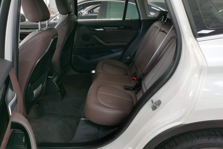 Used BMW X1 2020 sDrive25Li Leading Model
