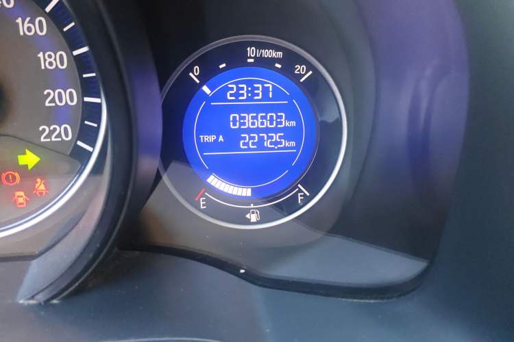 Used Honda Fit 2016 1.5L LXS CVT Comfort Sunroof Version
