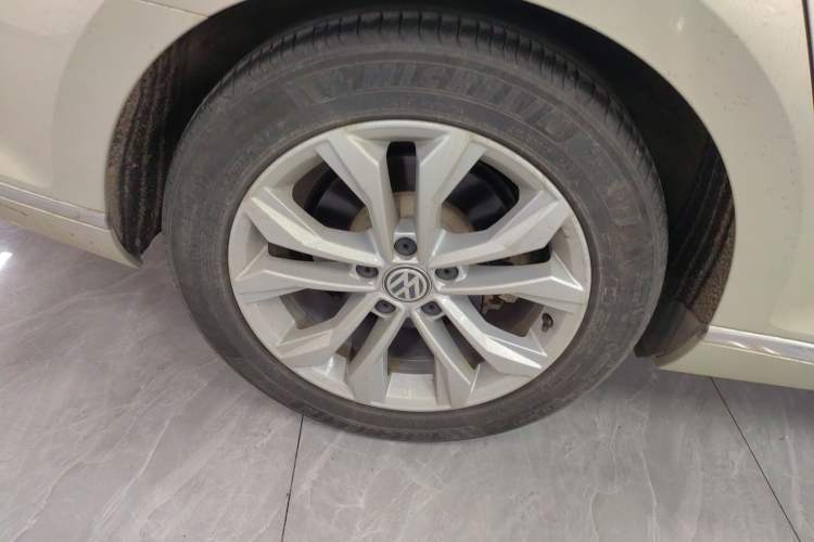 Used Volkswagen Magotan 2017 380TSI DSG Luxury Model
