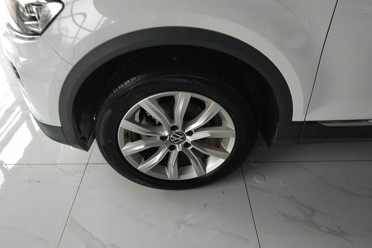 Used Volkswagen T-ROC 2022 280TSI DSG Two-Wheel Drive Elite PLUS