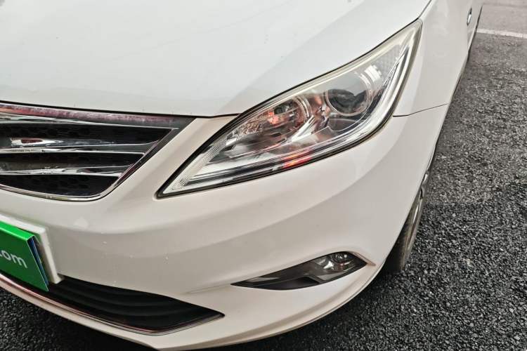 Used Changan Eado 2015 1.6L Manual Luxury Model China V Standard