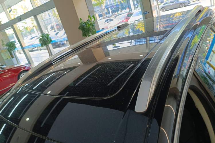 Used Ford Edge 2018 EcoBoost 245 Two-Wheel-Drive Titanium 7-Seater China V Standard
