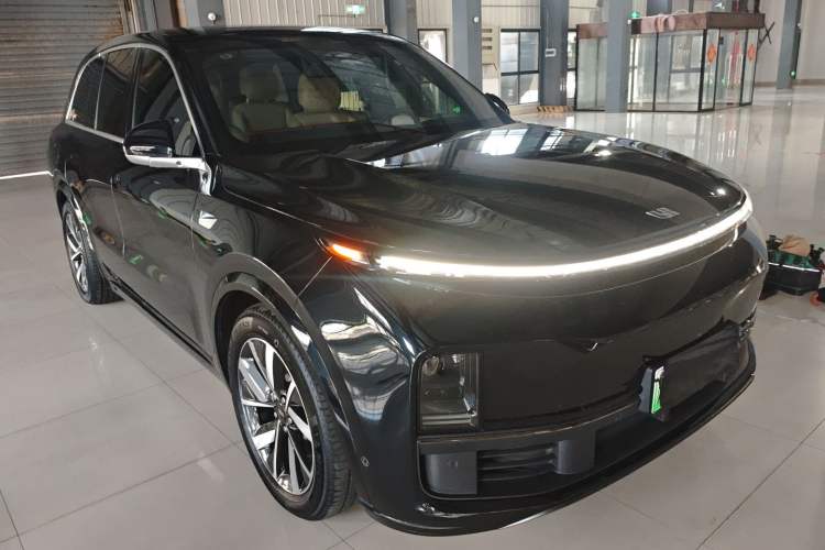 Used Li Auto L8 2023 Pro Model

