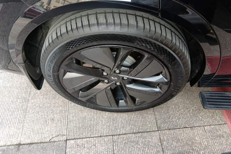 Used Li Auto L7 2024 Pro Model
