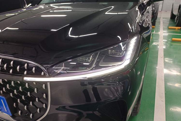 Used Lincoln Corsair 2023 2.0T Two-Wheel-Drive Luxury Edition
