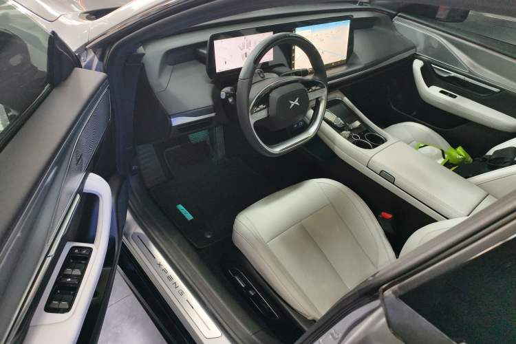 Used XPeng P7 2023 P7i 610 Max Performance Edition
