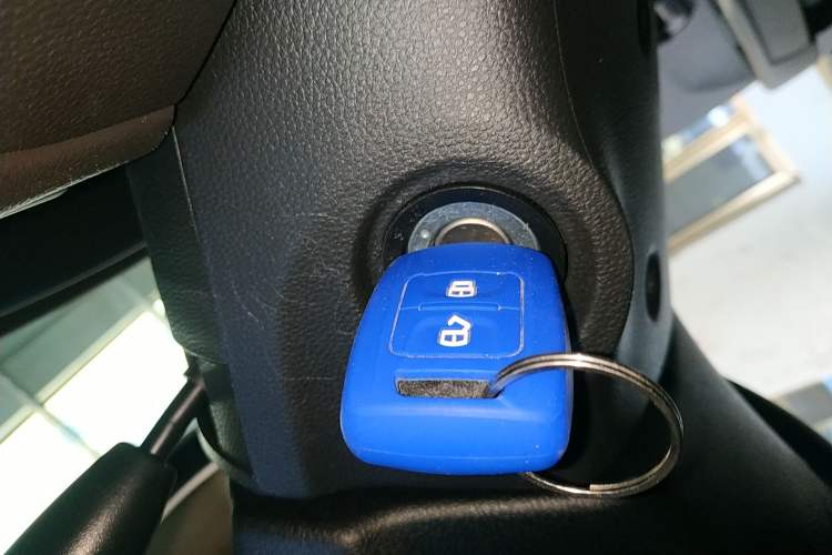 Used Wuling Hongguang V 2022 1.5L Jingqu Edition Electric-Assist LAR
