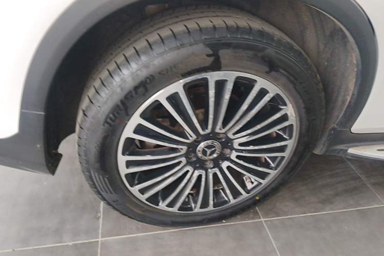 Used Mercedes-Benz GLC 2018 Facelifted GLC 260 4MATIC Dynamic Edition
