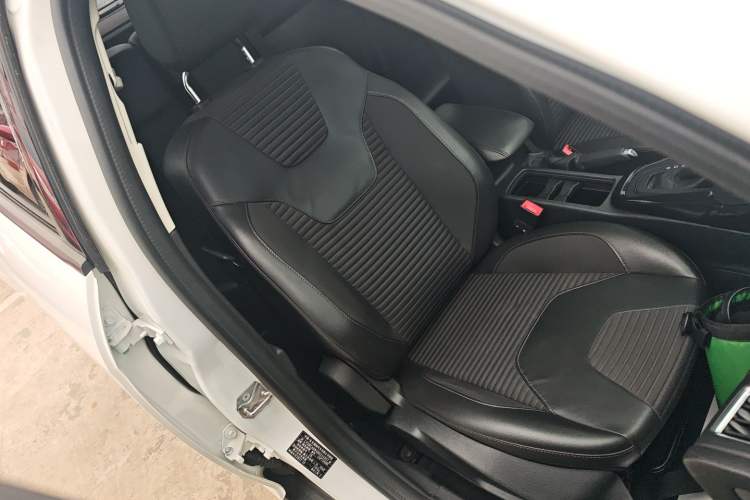 Used Ford Focus 2017 Hatchback 1.6L Automatic Fashion Edition Smart Drive Version