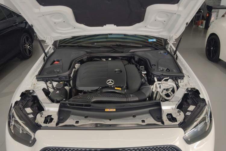 Used Mercedes-Benz E-Class 2023-Year Restyled E 260 Coupe