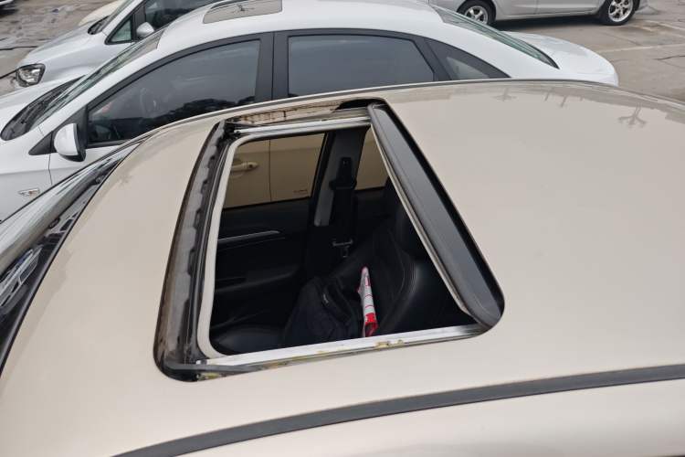 Used Geely Auto Vision 2016 1.5L Manual Happiness Edition
