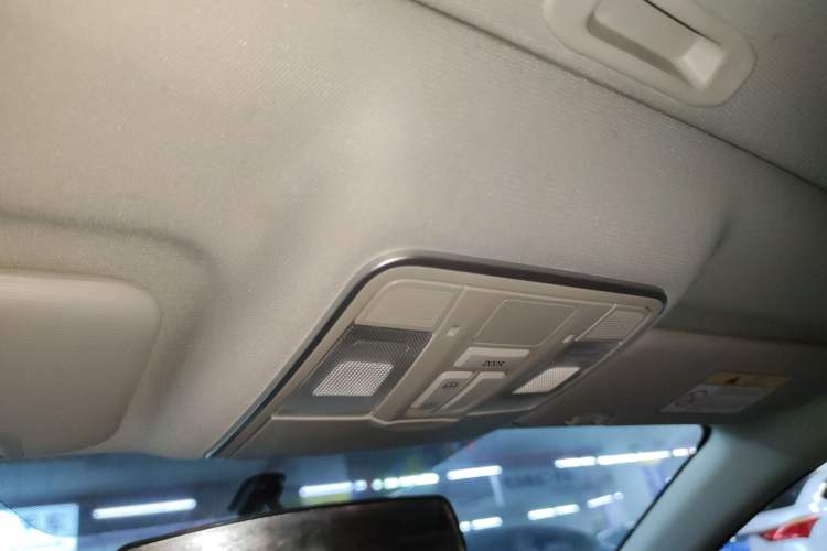 Used Changan Eado 2021 PLUS Blue Whale NE 1.4T GDI DCT Prestige Model
