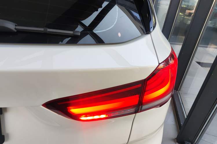 Used BMW X1 2022 sDrive25Li Leading Model
