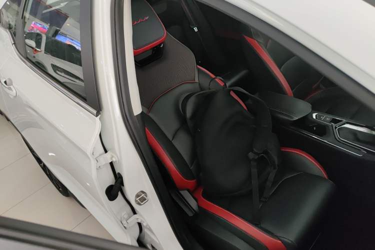 Used Geely Auto Emgrand S 2021 1.4T CVT Prestige Edition
