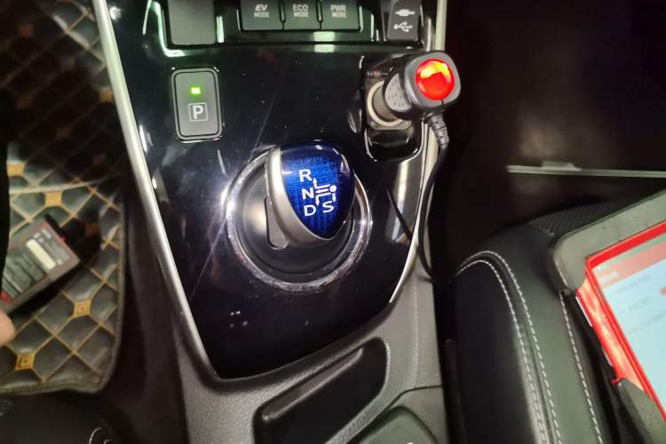 Used Toyota Levin 2016 Dual-Engine 1.8H GS-L E-CVT Leading Edition