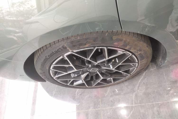 Used Zeekr 001 2024 ME Edition 100 kWh All-Wheel Drive