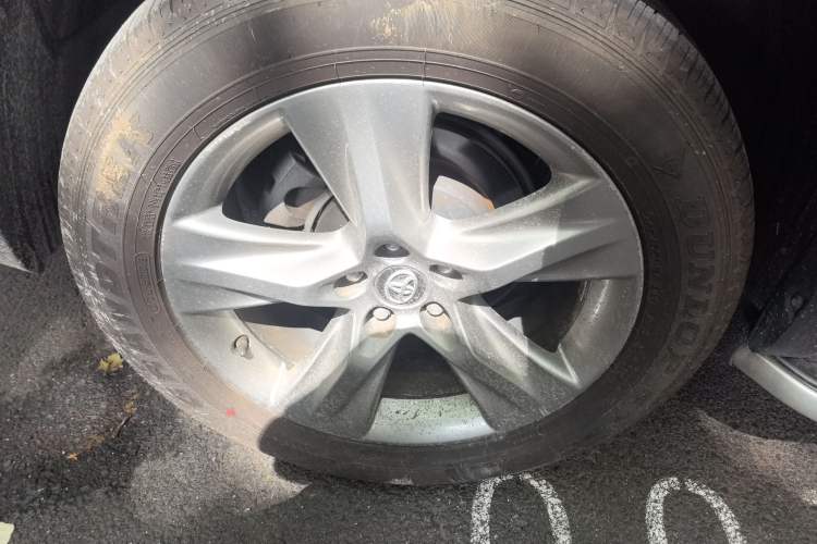 Used Toyota Highlander 2018 2.0T Four-Wheel Drive Luxury Edition 7 Seats China V Emission Standard
