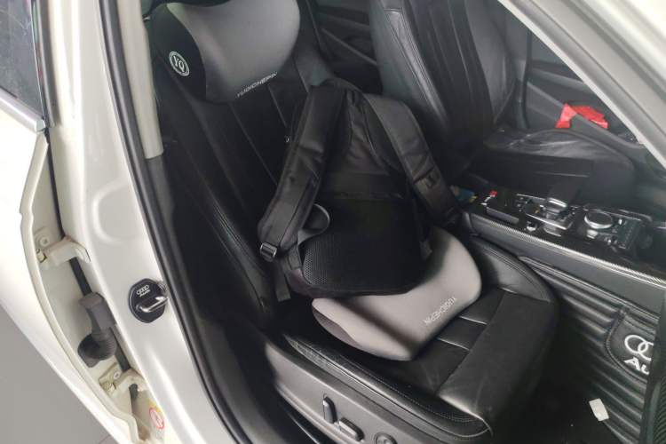 Used Audi A4L 2018 30th Anniversary Edition 40 TFSI Fashion Model
