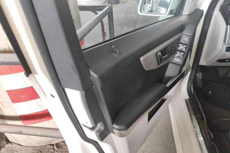 Used Mercedes-Benz GLK-Class 2014 GLK 260 4MATIC Dynamic Model
