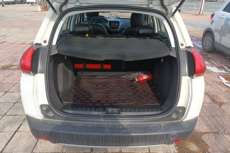 Used Peugeot 2008 2014 1.6L Automatic Fashion Edition