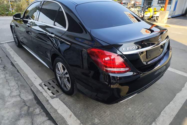 Used Mercedes-Benz C-Class 2017 Facelift C 200 L Sport Edition