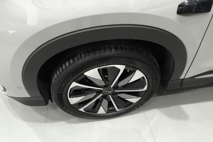 Used BYD Song PLUS New Energy 2025 DM-i Smart Drive 112KM Prestige Model
