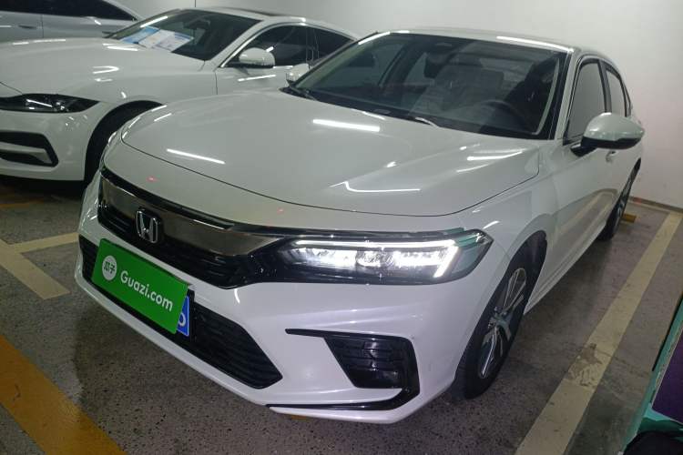 Used Honda Civic 2023 240TURBO CVT Dynamic · Center Stage Special Edition