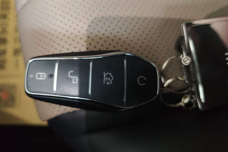 Used BYD Dolphin 2023 420 km Free Version
