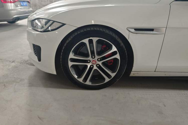 Used Jaguar XE 2015 3.0 SC 340 PS S