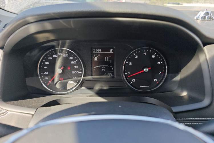 Used Roewe i6 2017 20T Manual Luxury Edition
