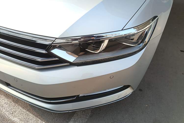 Used Volkswagen Magotan 2019 330TSI DSG Leading Model China VI Standard
