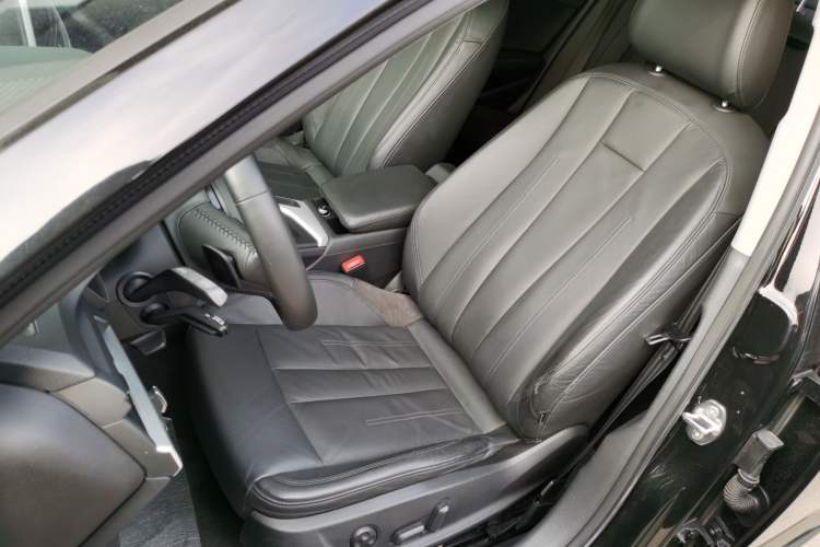 Used Audi A4L 2019 40 TFSI Fashion Edition China VI Emission Standard