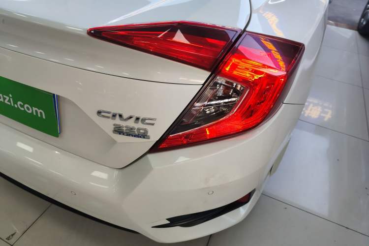 Used Honda Civic 2016 220TURBO CVT Prestige Edition