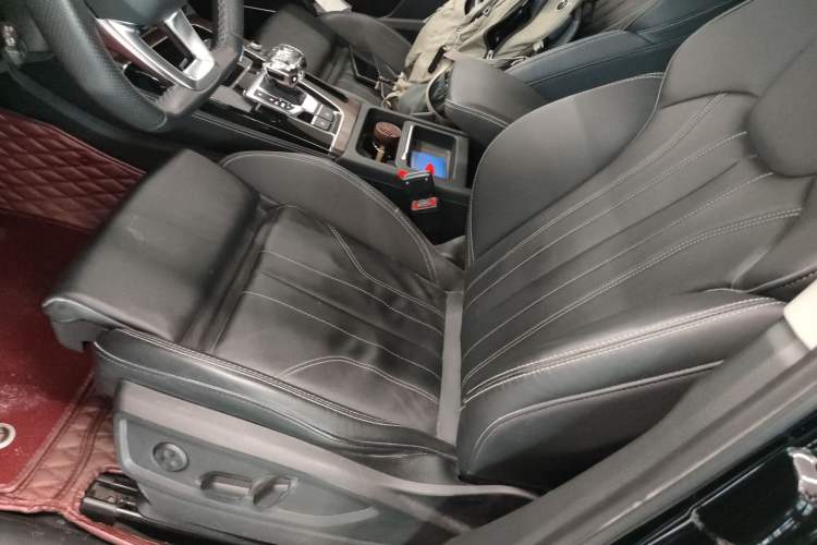 Used Audi Q5L 2022 Updated 45T Luxury Dynamic Version