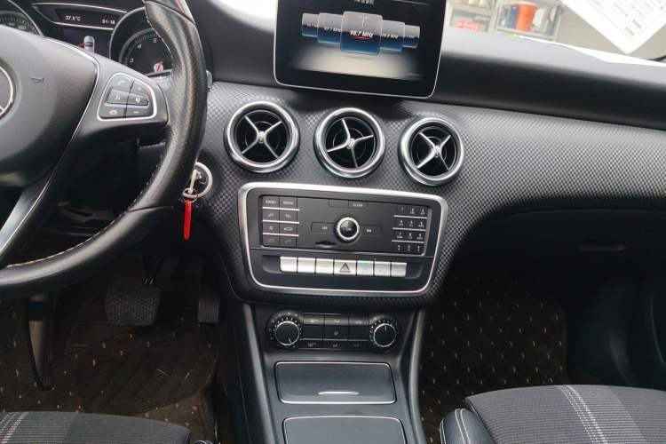 Used Mercedes-Benz A-Class 2018 A 200 Fashion Model
