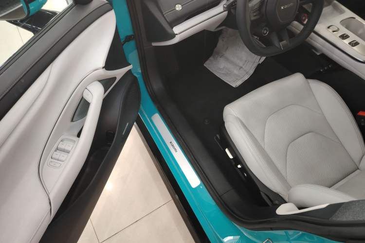 Used  SU7 2024 Rear-Drive Long-Range Intelligent Driving Version
