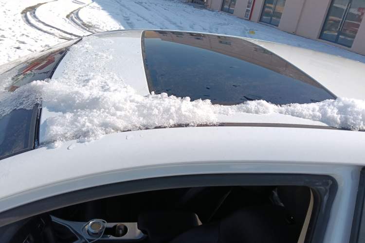 Used Geely Auto Vision 2019 Upgraded Model 1.5L CVT Luxury Version China VI Standard
