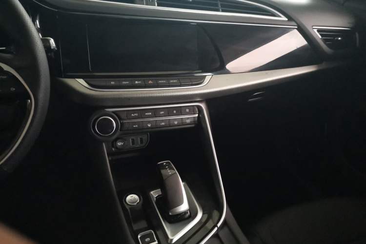 Used Dongfeng Aeolus AX7 2020 1.6T Automatic AI Navigation Model China VI Standard