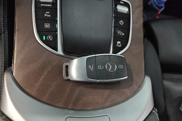 Used Mercedes-Benz GLC 2020 Facelift GLC 260 L 4MATIC Luxury Edition