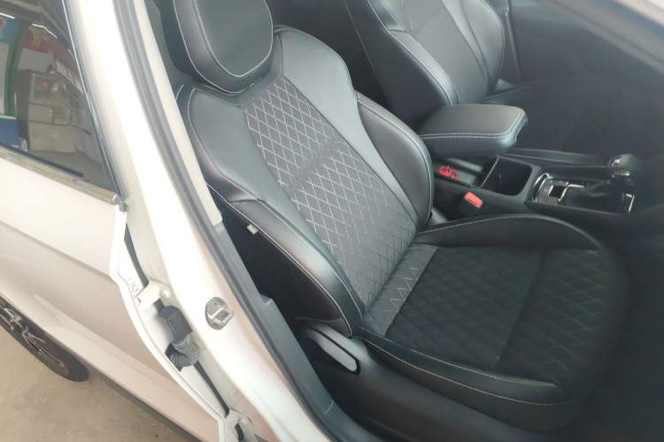 Used Skoda Karoq 2020 TSI280 Smart Drive Technology Edition China VI
