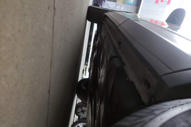 Used Volkswagen Tiguan L 2019 330TSI Automatic Two-Wheel Drive Luxury Edition China V Standard
