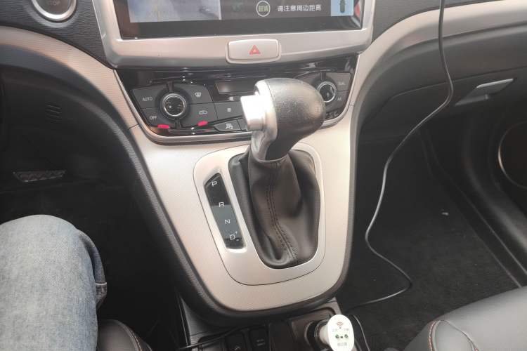 Used Haval M6 2018 Revised Version 1.5T DCT Two-Wheel Drive Elite Edition