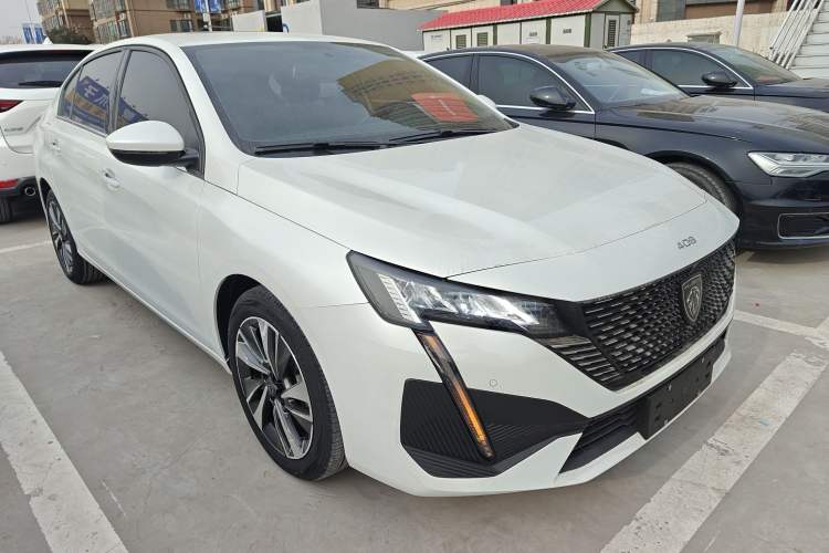 Used Peugeot 408 2022 1.6T Light-Chasing Edition
