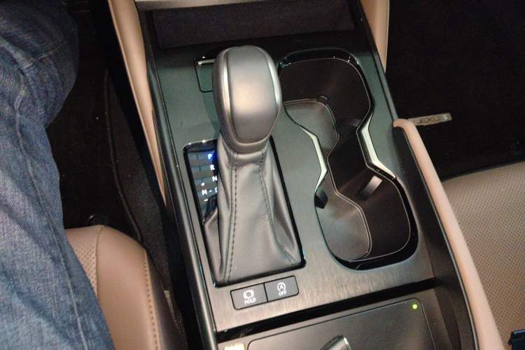 Used Lexus ES 2025 200 Premium Edition
