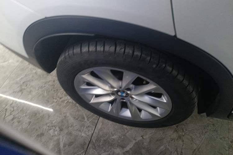 Used BMW X3 2014 xDrive28i Leading Model